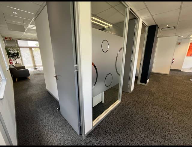 228M² OFFICE TO LET IN CENTURY CITY